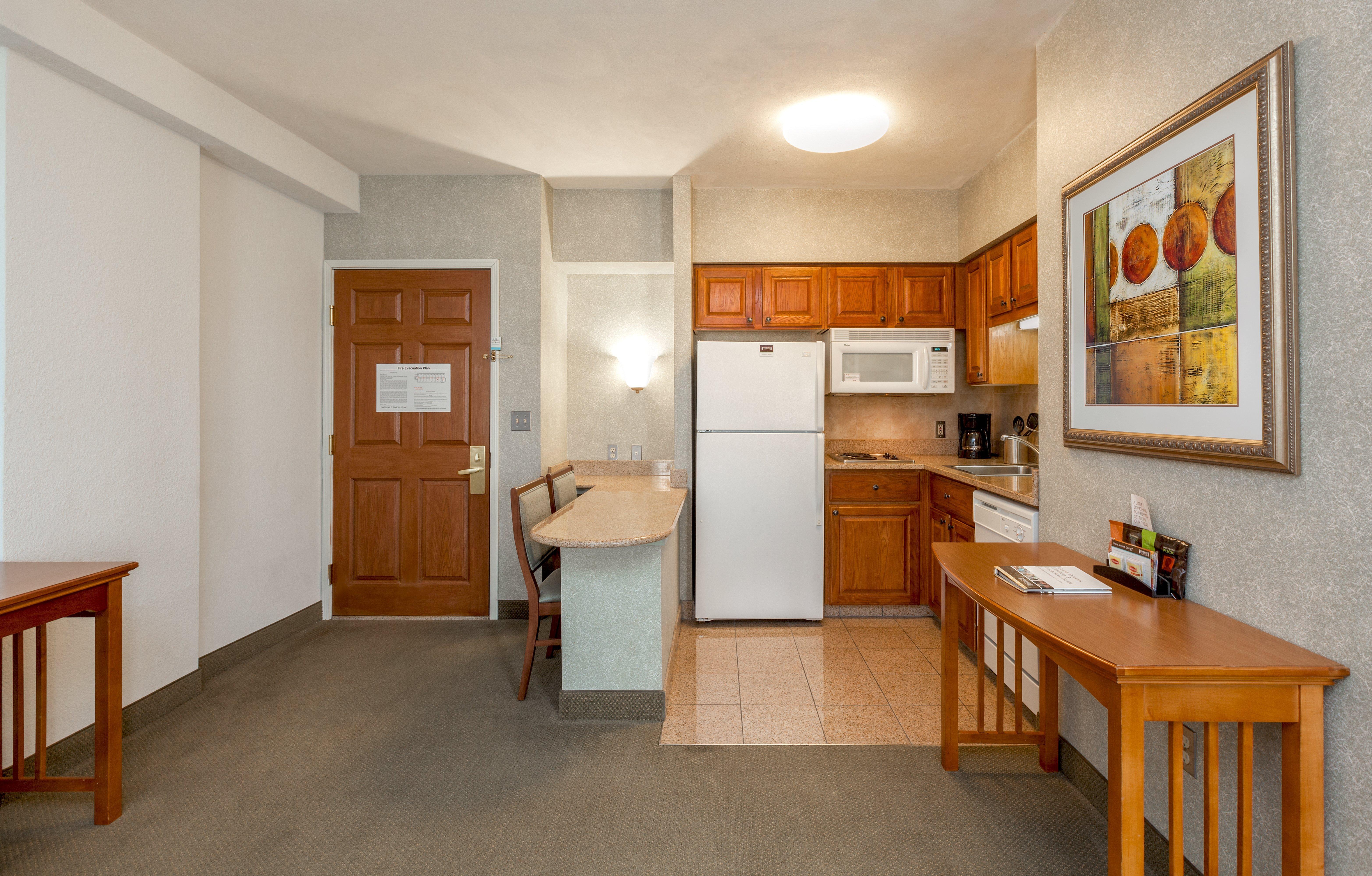 Staybridge Suites San Antonio Airport By Ihg Exterior photo